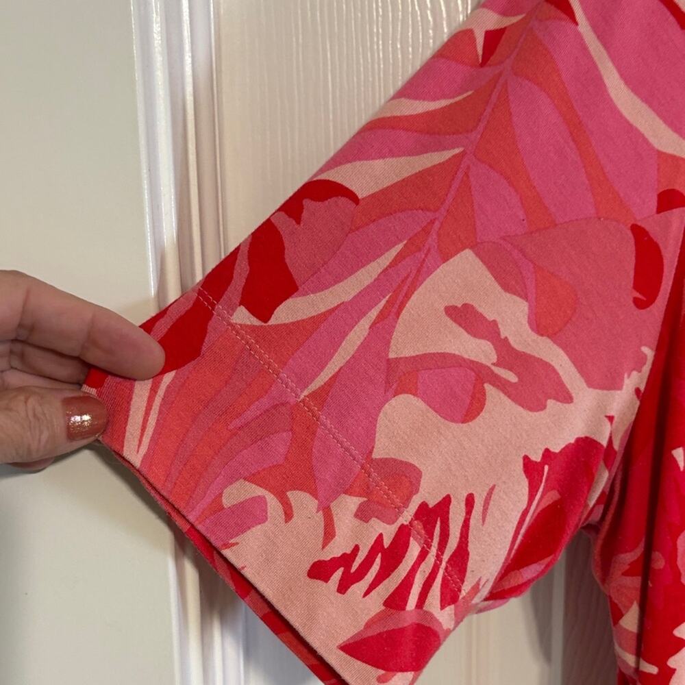 Chico's Vibrant Red and Pink Leaf Print Blouse - Picture 4 of 4